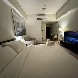 81 Newport Blvd Cluster 4 Unit B 3rd Flr By Rechelle Nunag Apartahotel