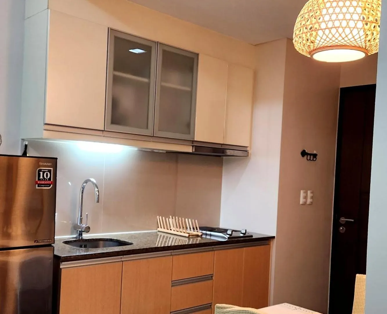 House Of B&Y At 101 Newport Across Naia T3 Apartman Manila 0*,  Fülöp-szigetek